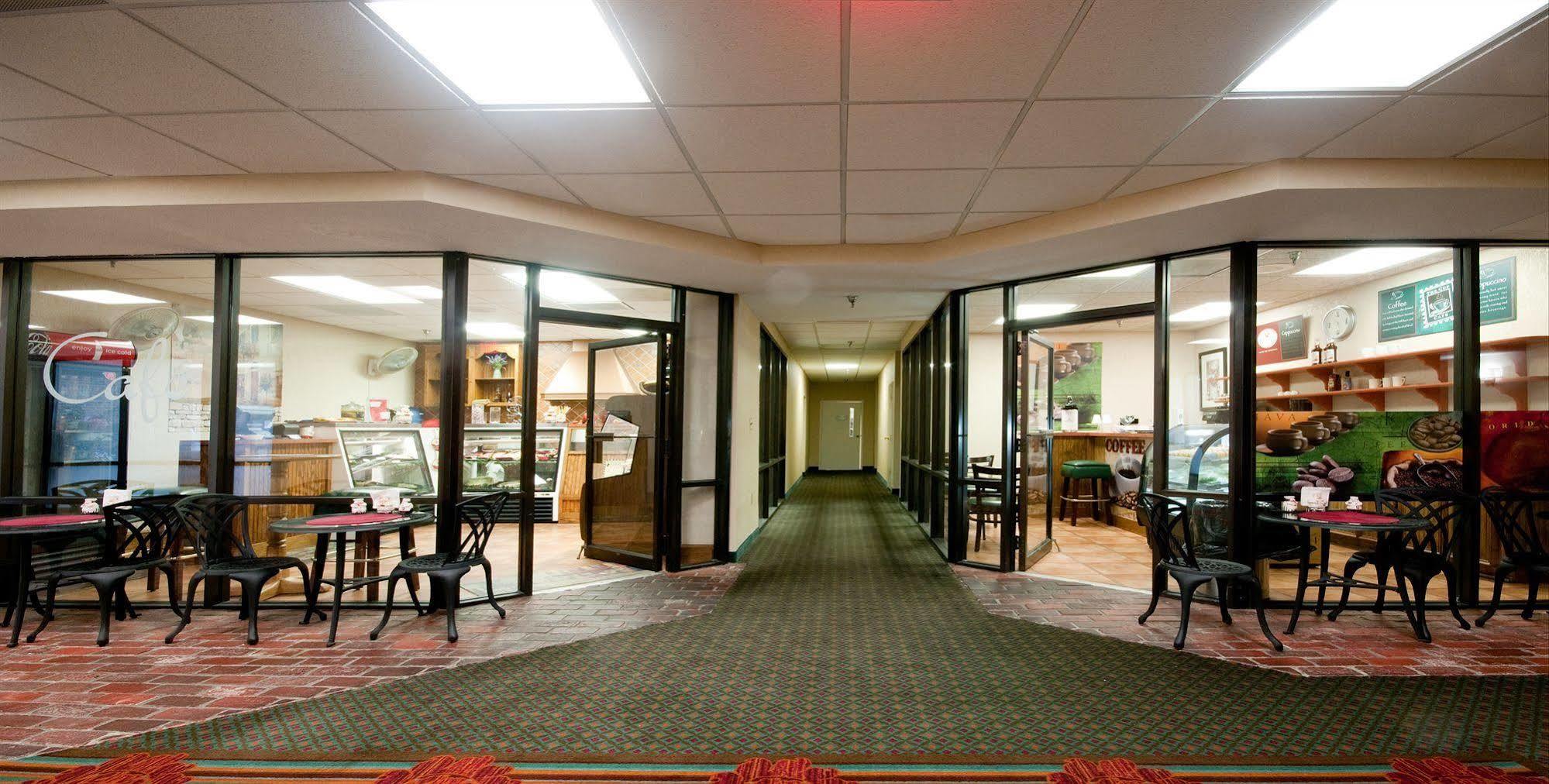 Capital Plaza Hotel Clinton Εξωτερικό φωτογραφία
